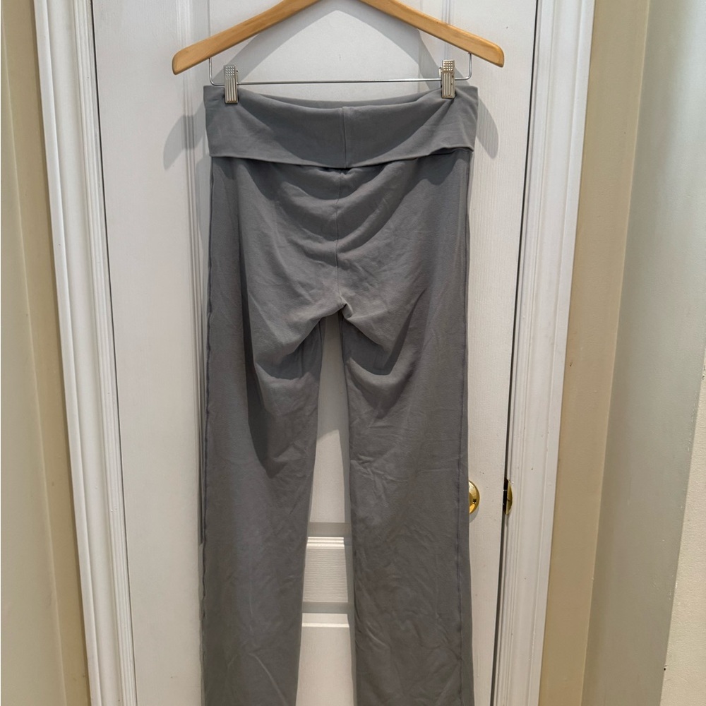 Skims Fold Over Cotton Jersey Soft Lounge Flare Pants - Picture 3 of 5